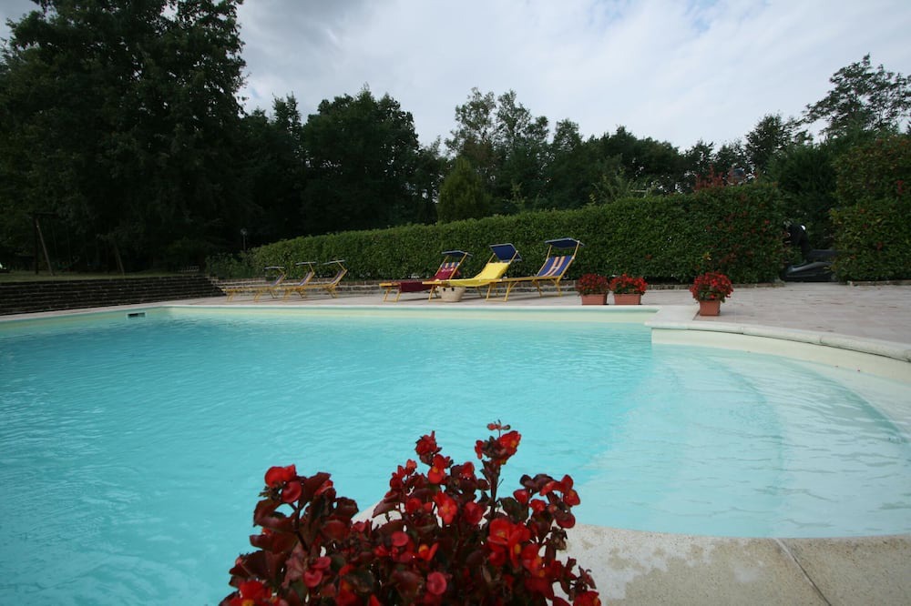 Photo of Outdoor in Urbania