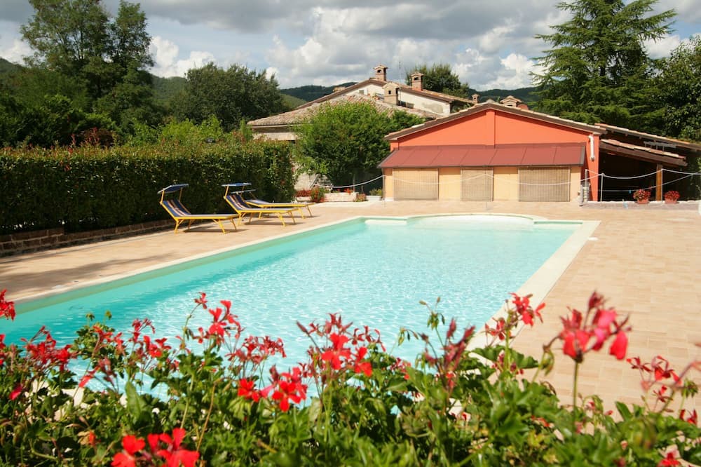 Photo of Outdoor in Urbania