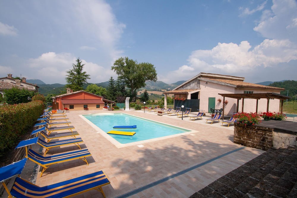 Photo of Outdoor in Urbania