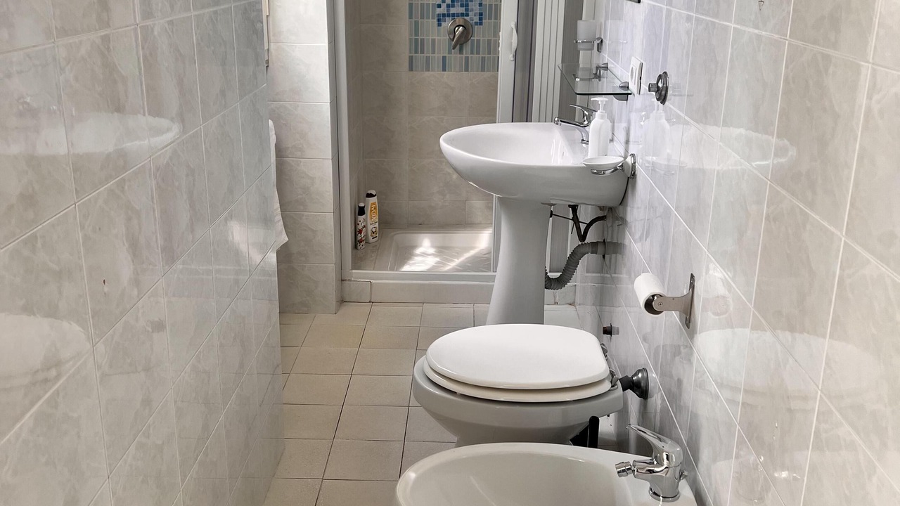 Photo of Bathroom in Meta