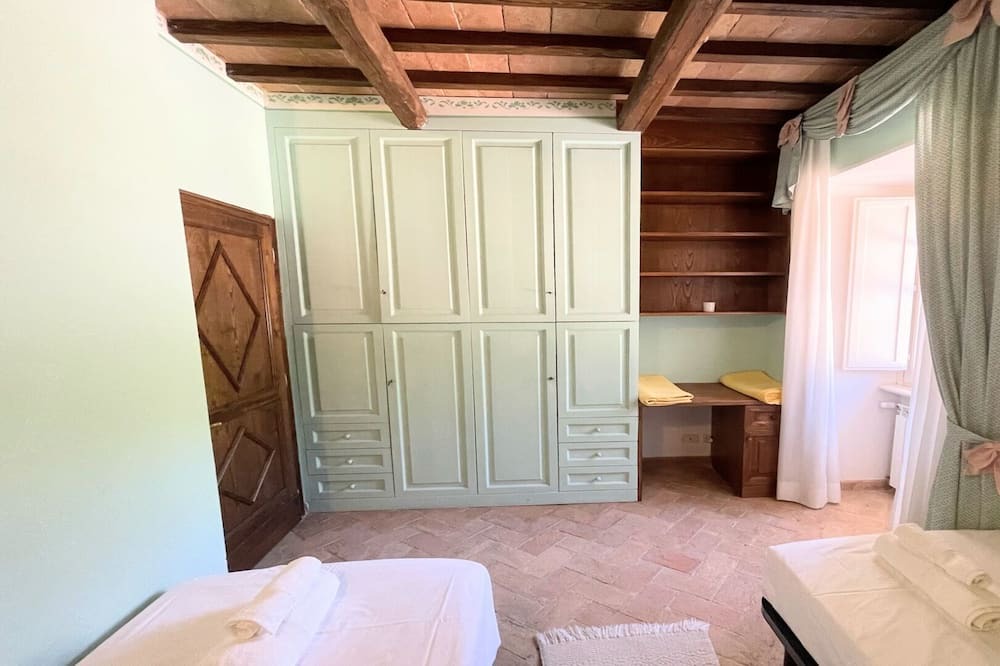 Photo of Bedroom in Colpetrazzo