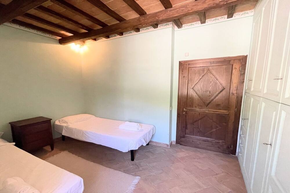 Photo of Bedroom in Colpetrazzo
