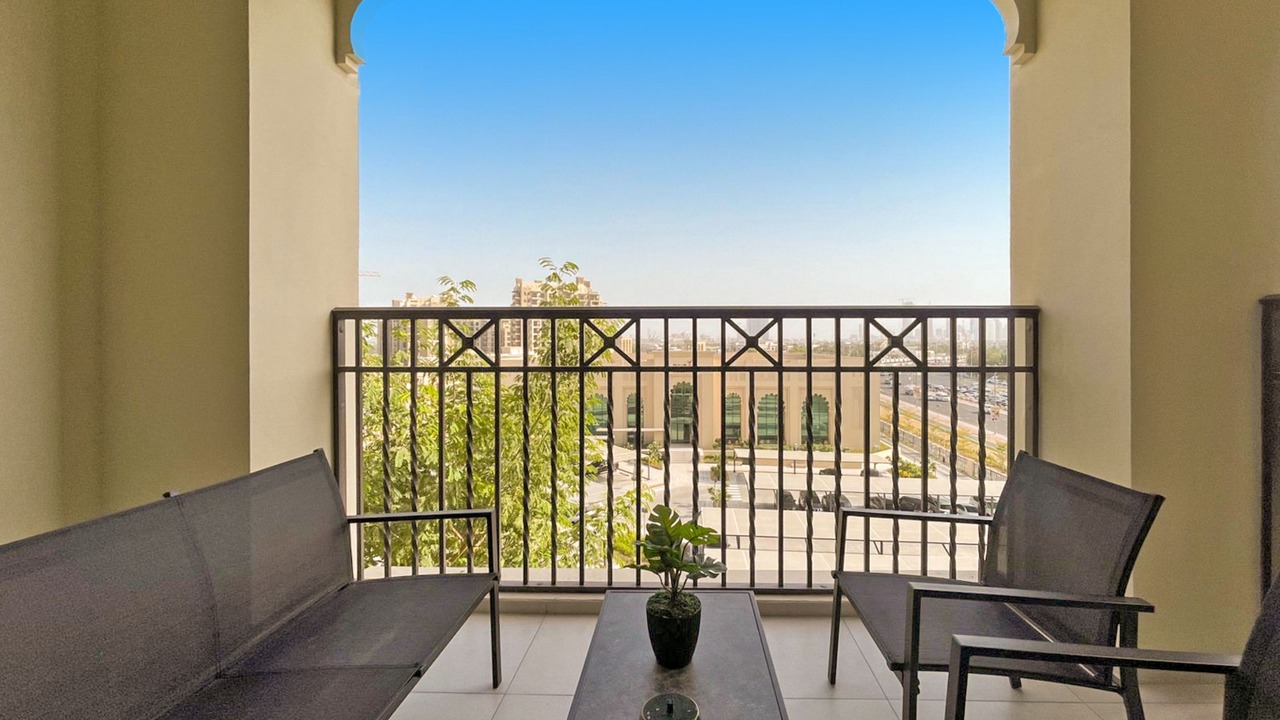 Photo of Patio Balcony in Umm Suqeim 3