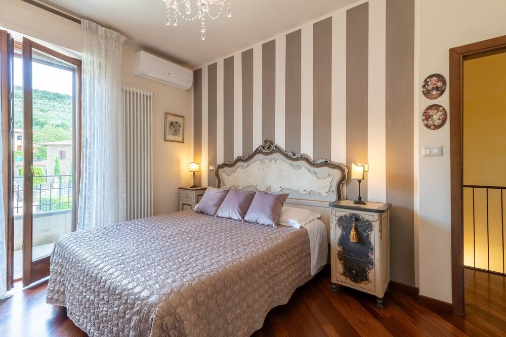Photo of Bedroom in Puliciano