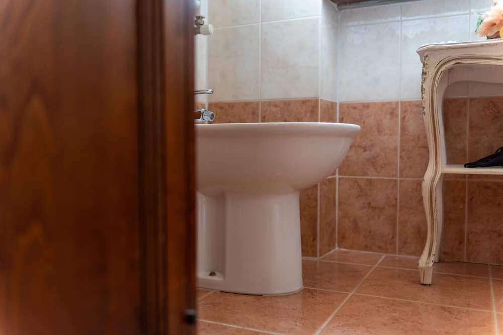 Photo of Bathroom in Puliciano