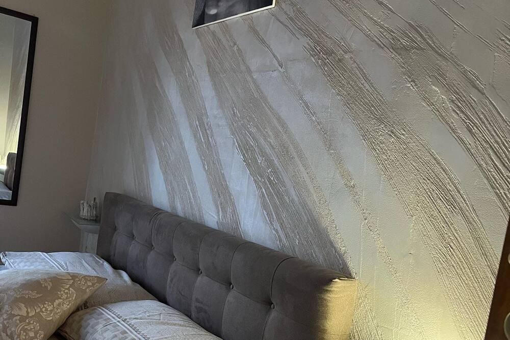 Photo of Bedroom in Mergellina