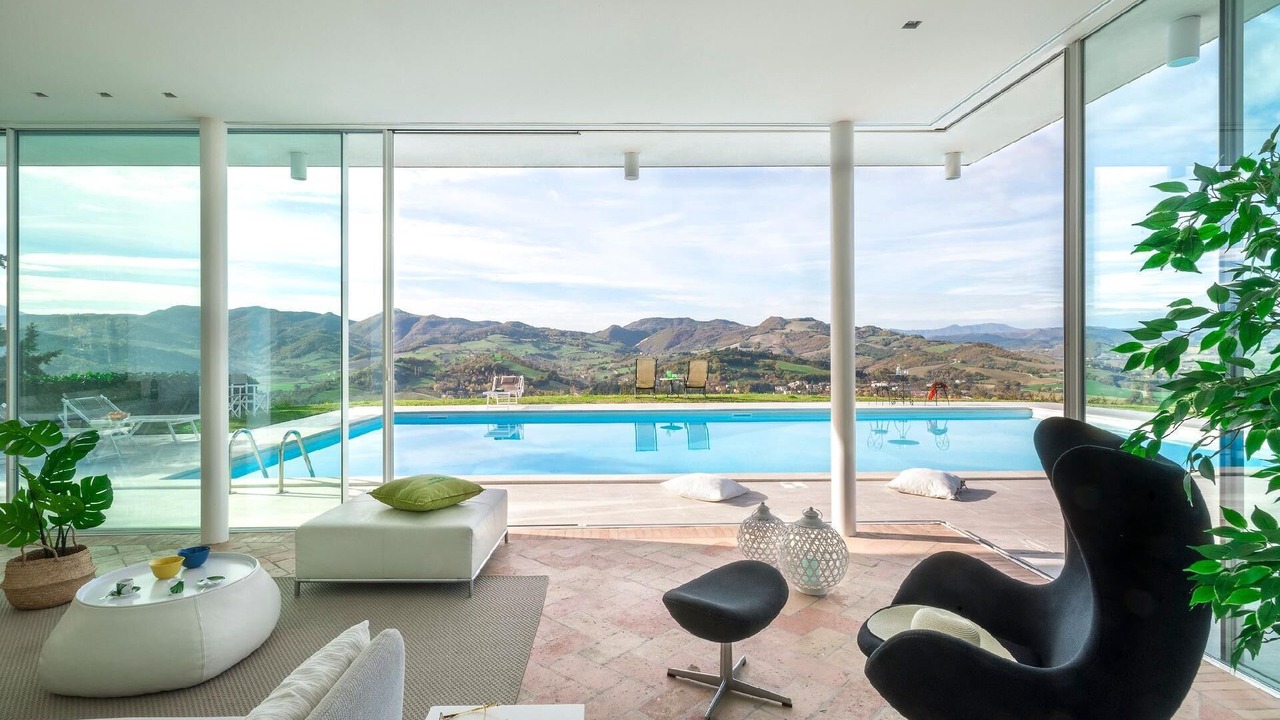 Photo of Outdoor in Urbania