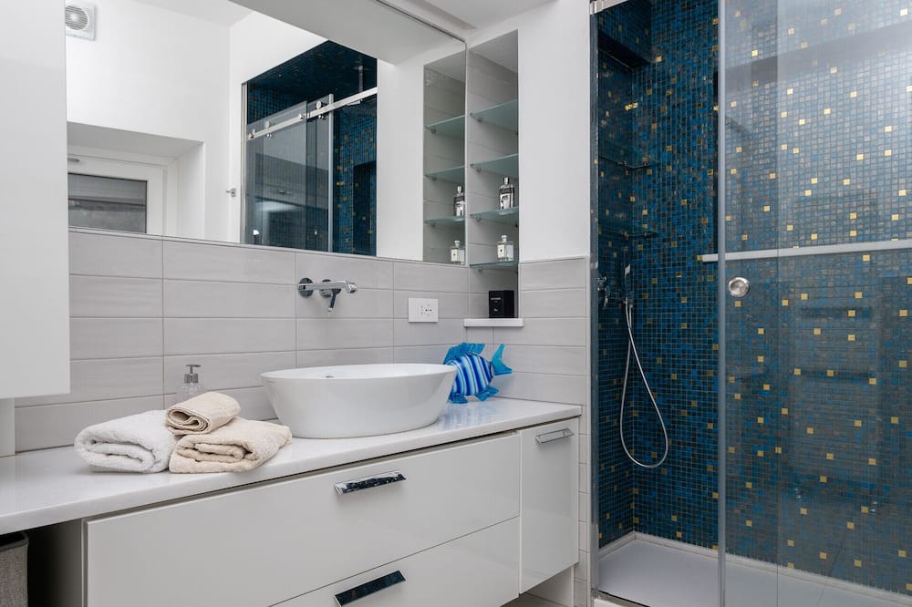 Photo of Bathroom in Chiesa Nuova