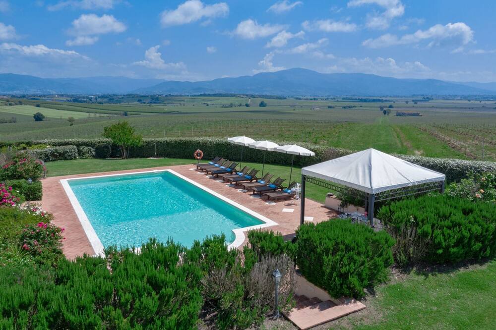 Photo of Outdoor in Le Piazze