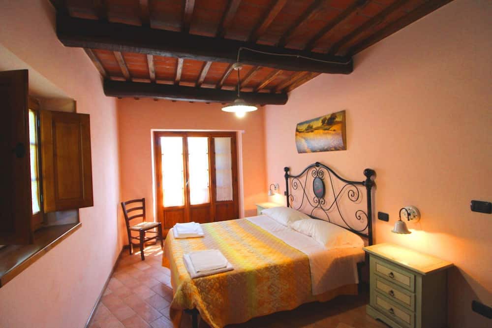Photo of Bedroom in Castiglion Fibocchi