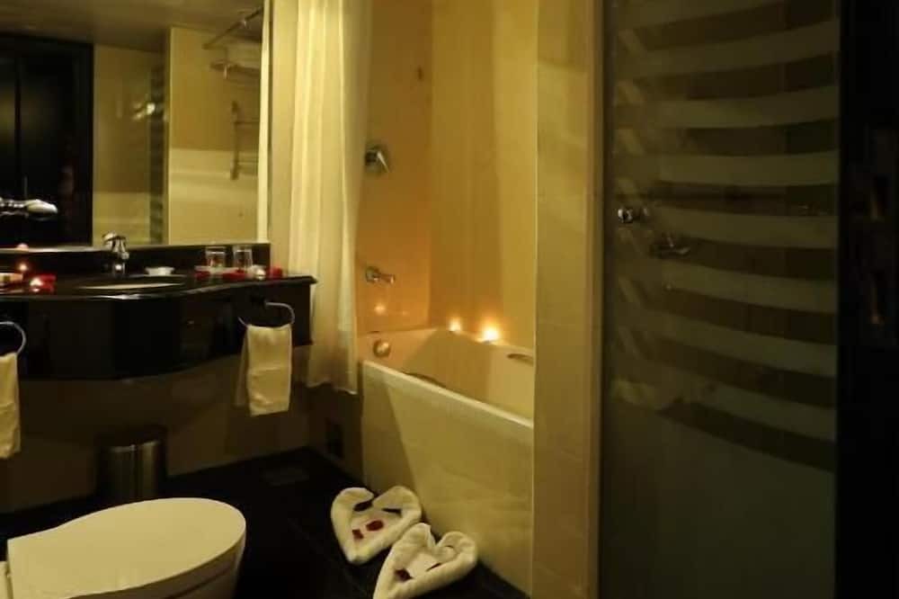 Photo of Bathroom in Al Nahda