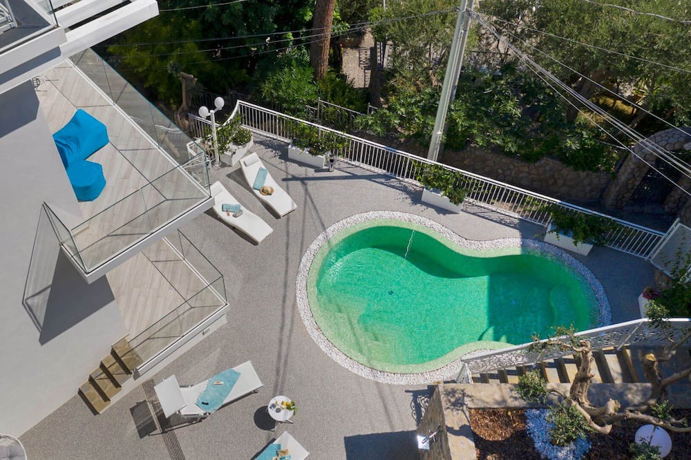 Photo of Outdoor in Sirenuse