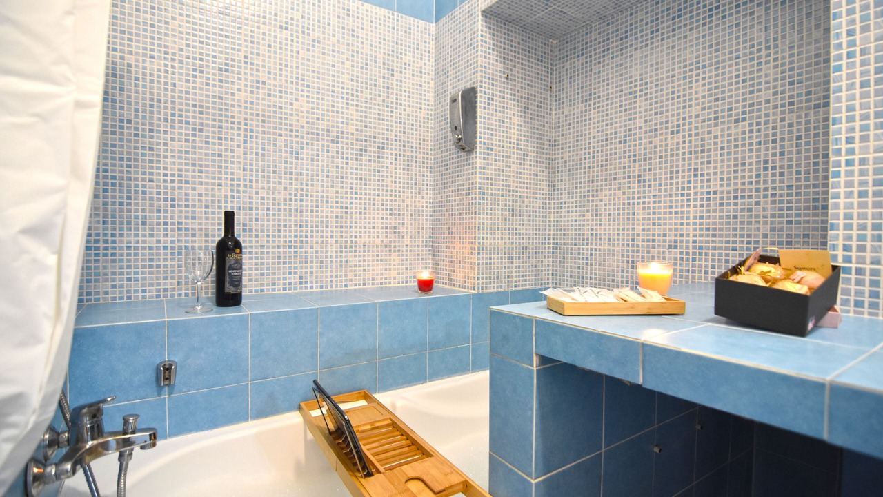 Photo of Bathroom in Historical Center
