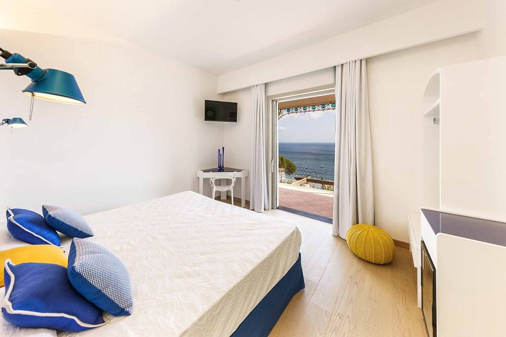 Photo of Bedroom in Sirenuse