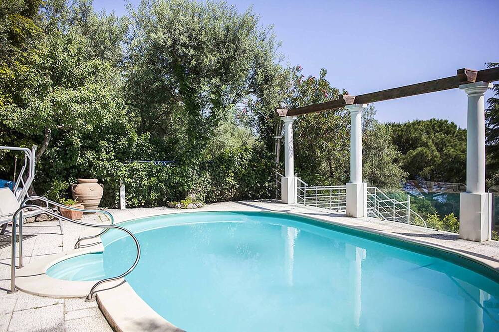 Photo of Outdoor in Sirenuse