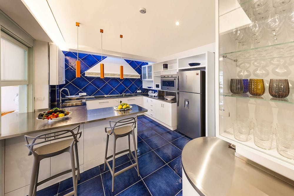 Photo of Kitchen in Sirenuse