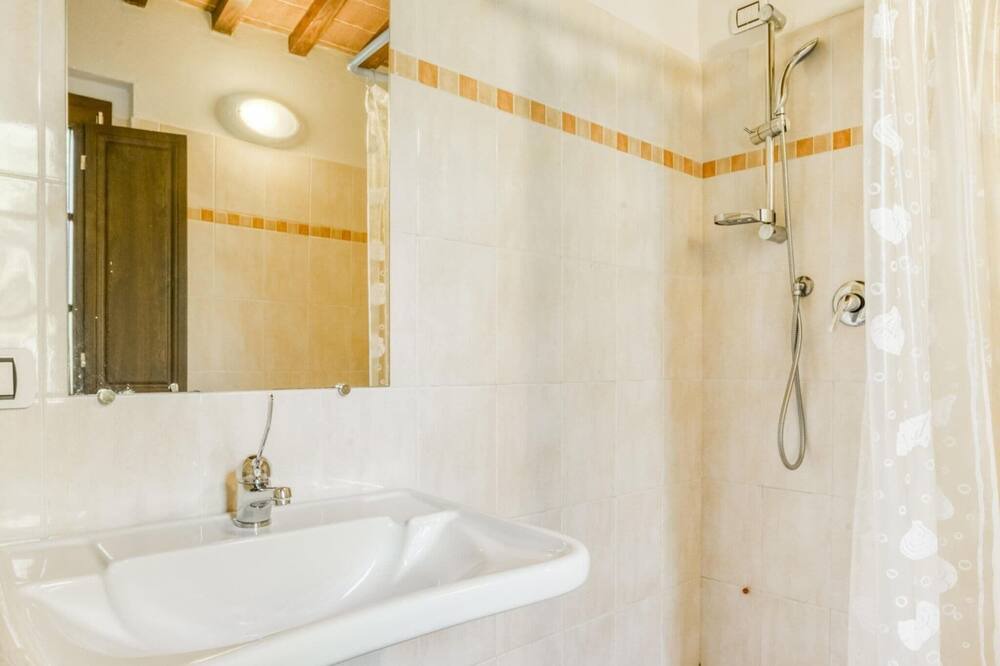Photo of Bathroom in Citerna