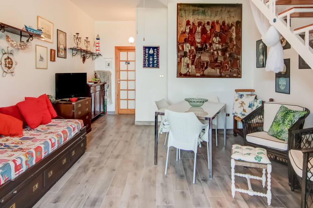 Photo of Livingroom in San Nicola Arcella