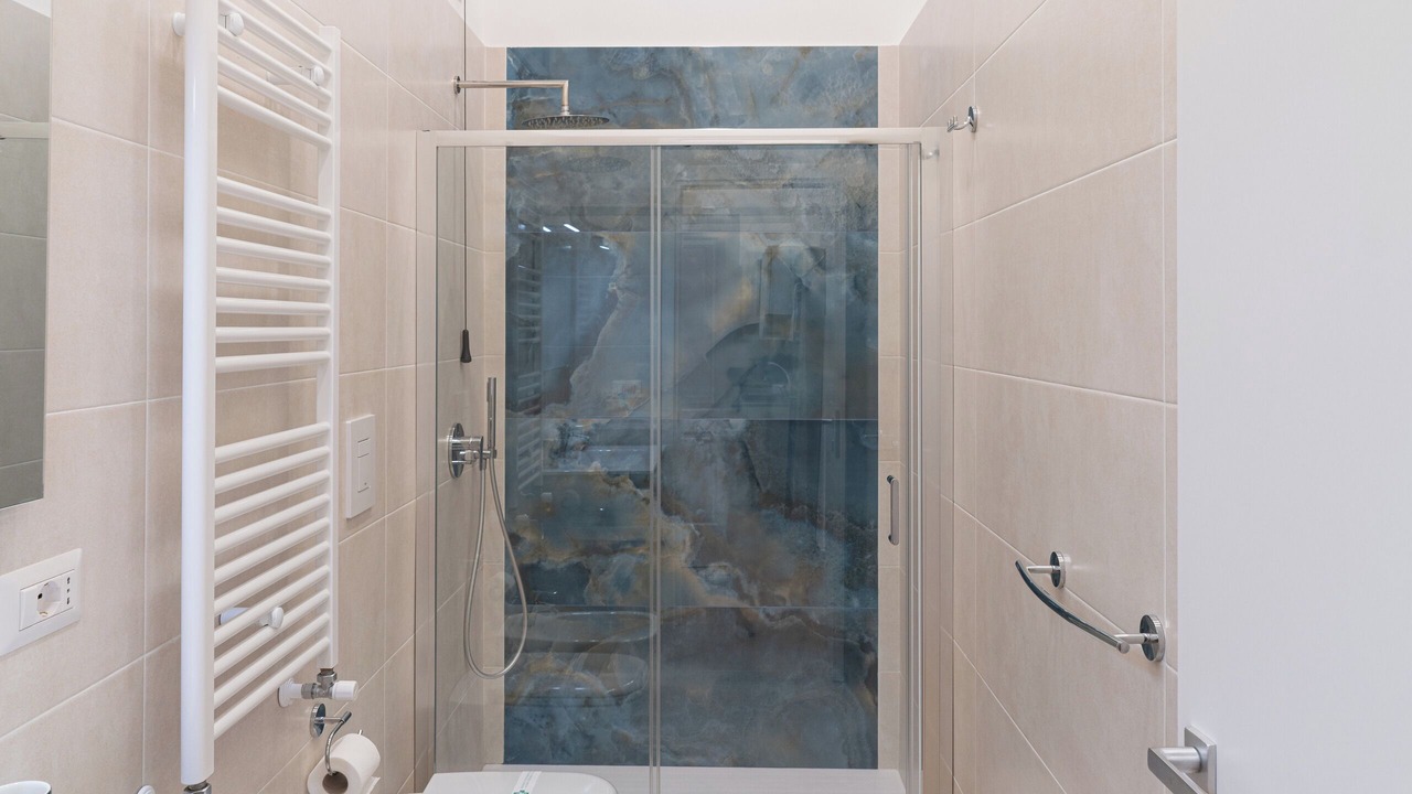 Photo of Bathroom in Naples City Centre