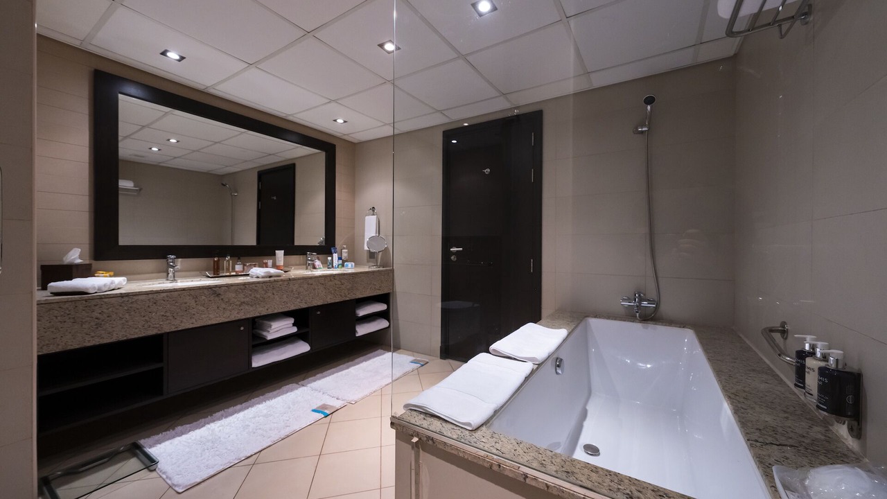 Photo of Bathroom in Trade Centre 1