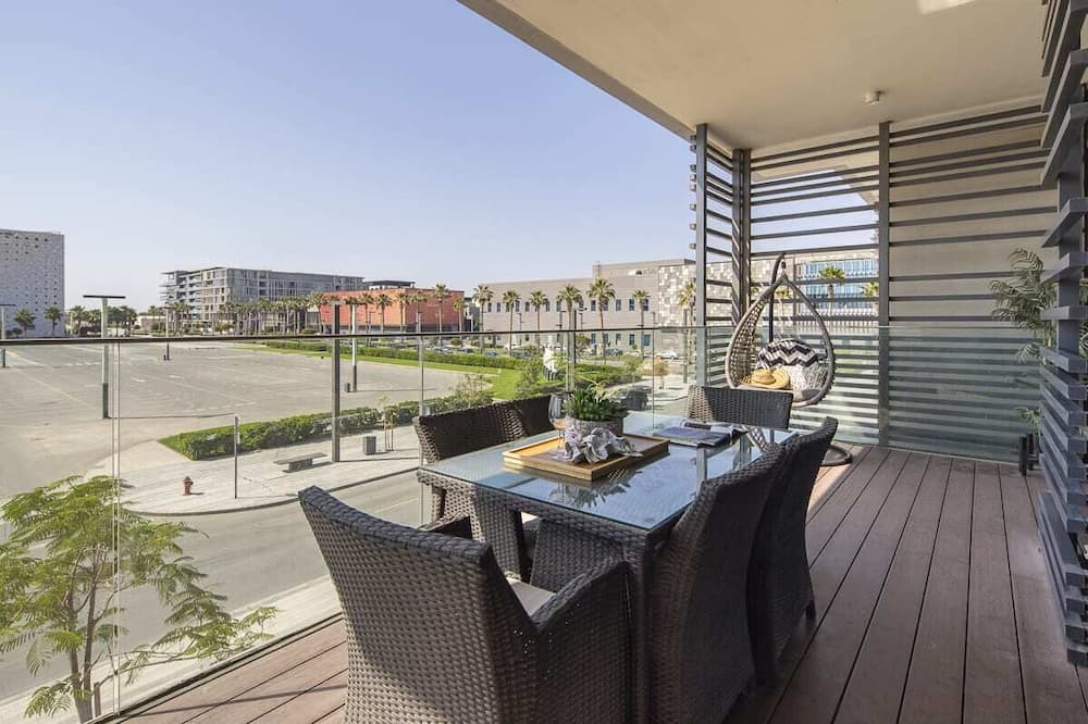 Photo of Patio Balcony in Al Wasl