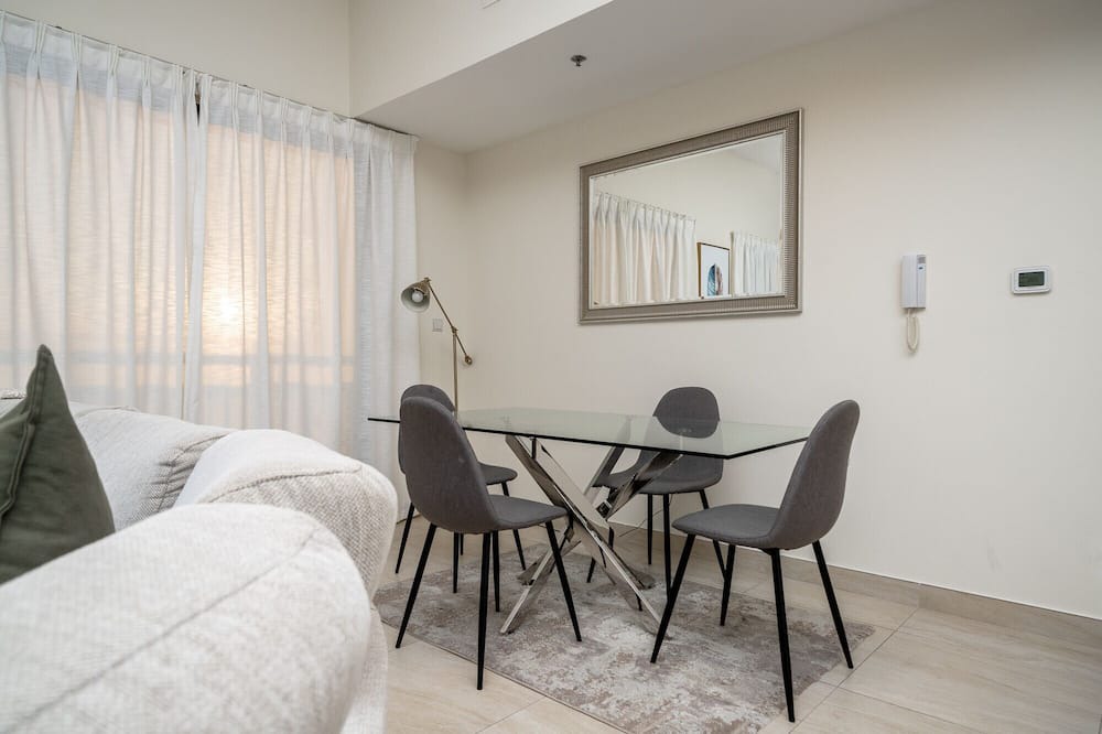 Photo of Livingroom in Discovery Gardens