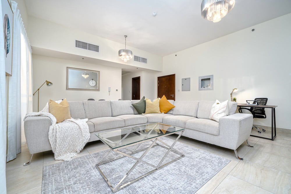 Photo of Livingroom in Discovery Gardens