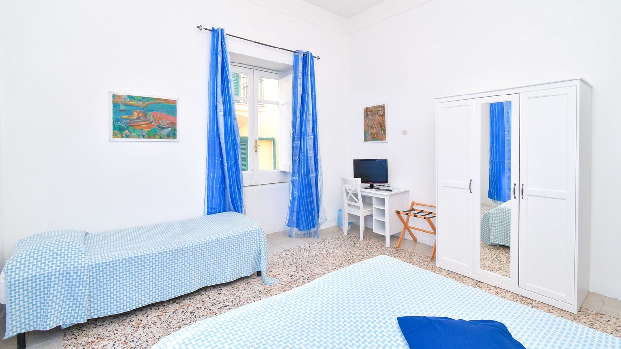 Photo of Bedroom in Ischia Porto