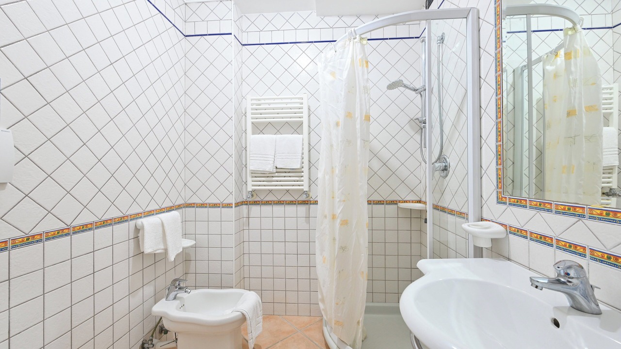 Photo of Bathroom in Succhivo