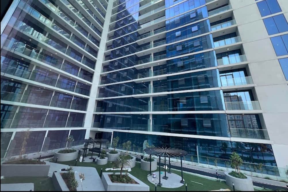 Photo of Outdoor in Trade Centre 1