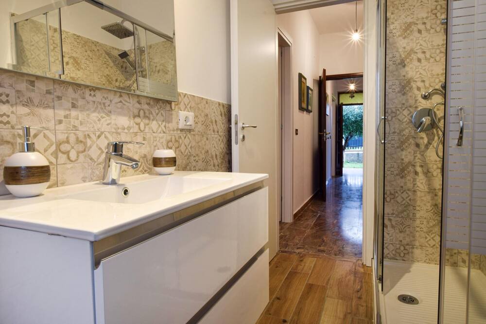 Photo of Bathroom in Santa Maria del Cedro