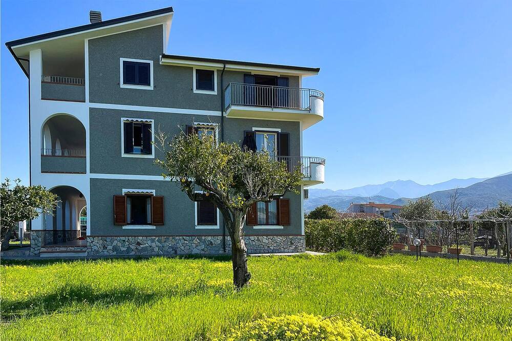 Photo of Outdoor in Santa Maria del Cedro