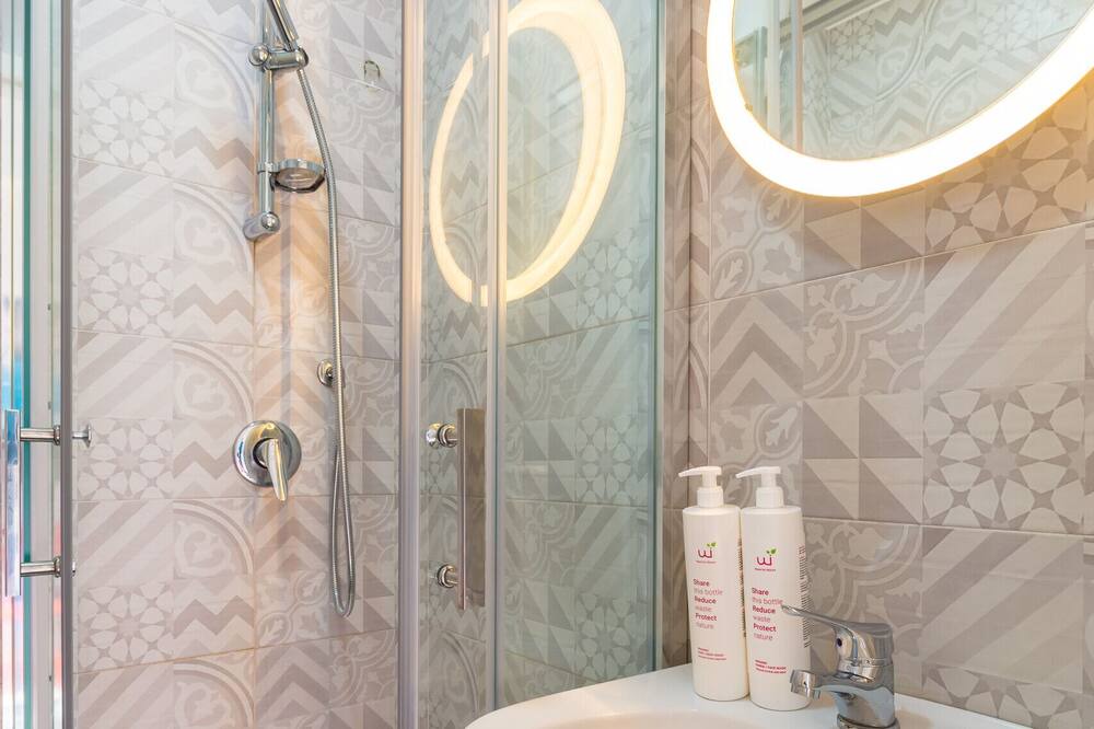 Photo of Bathroom in Pozzuoli