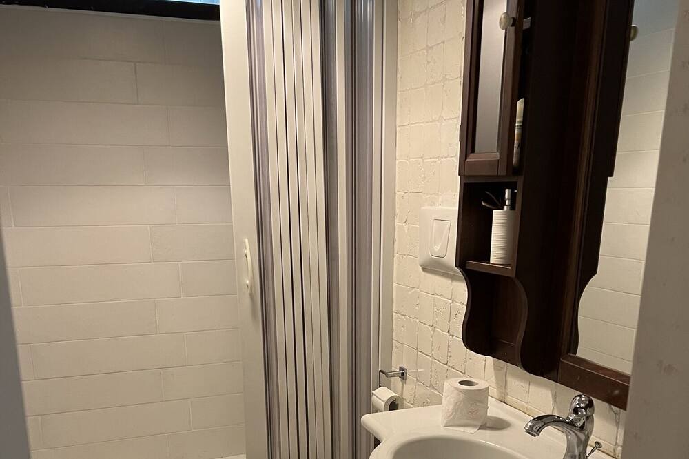 Photo of Bathroom in Caserta