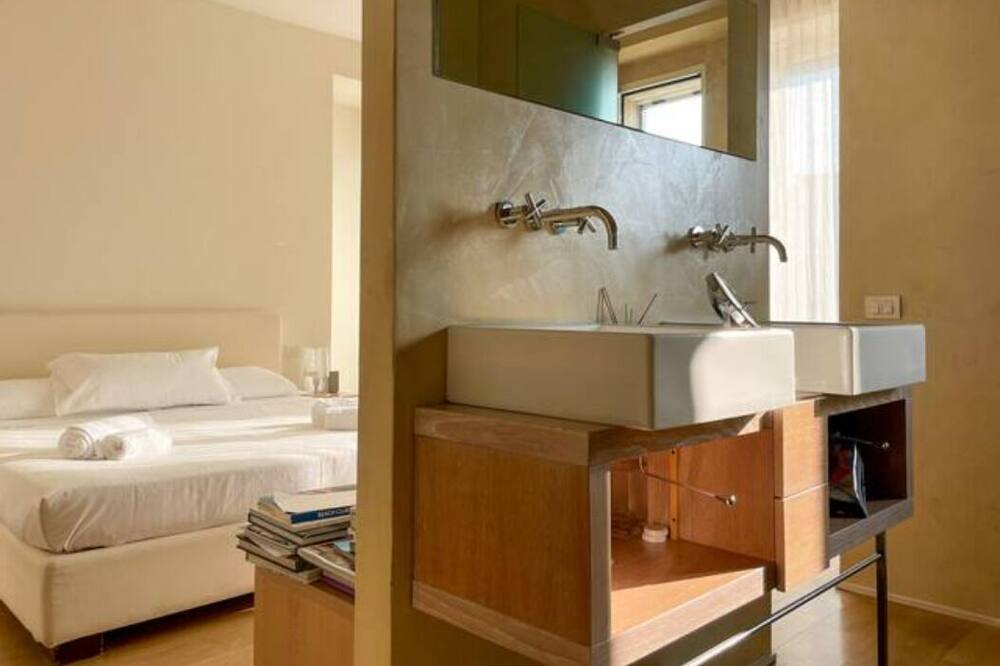 Photo of Bathroom in Gioia