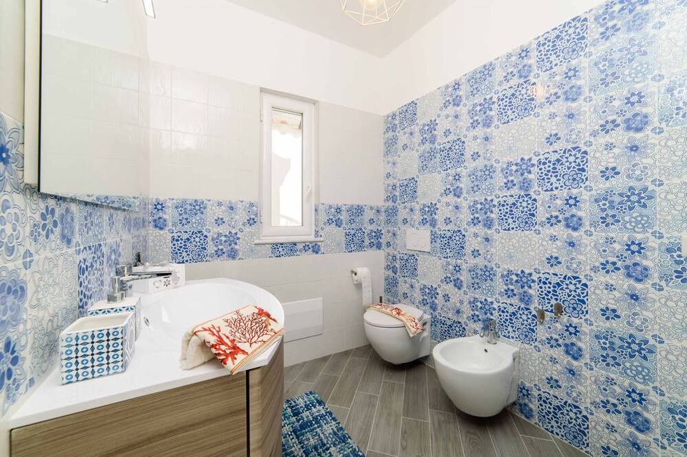 Photo of Bathroom in Casamicciola Terme