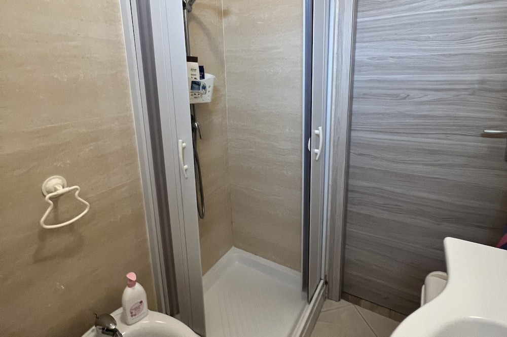 Photo of Bathroom in Botricello