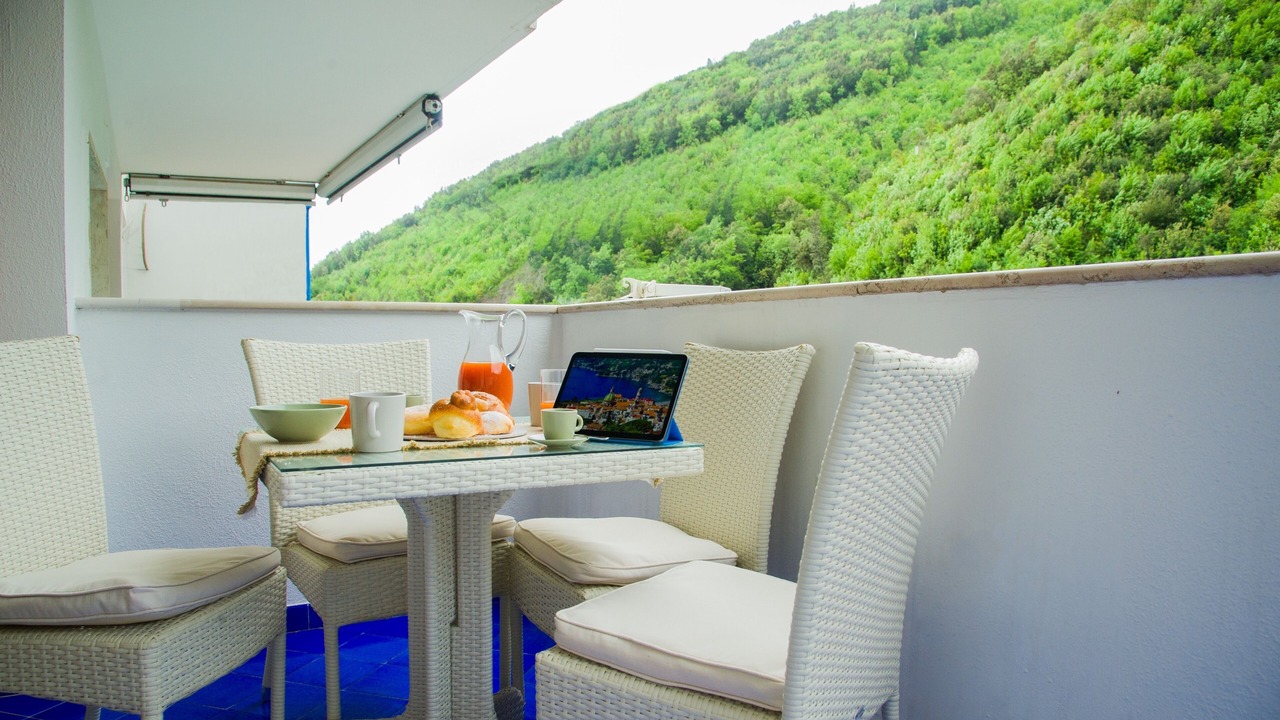 Photo of Outdoor in Raito