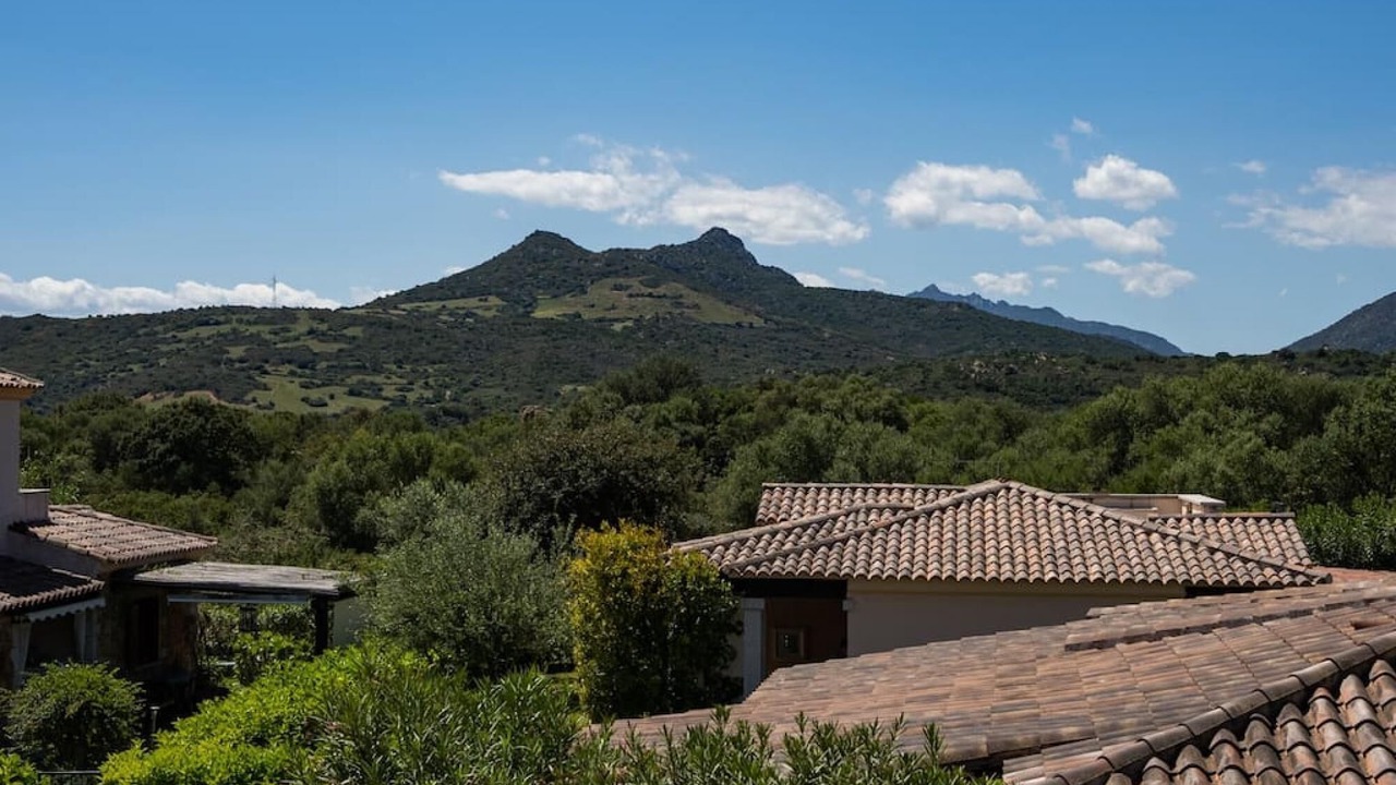 Photo of Buildings in Monte Petrosu