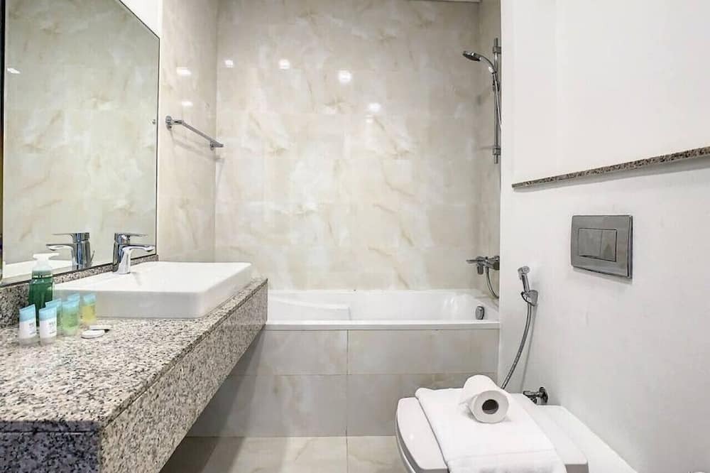 Photo of Bathroom in Motor City