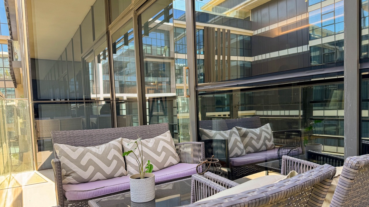 Photo of Patio Balcony in Al Wasl