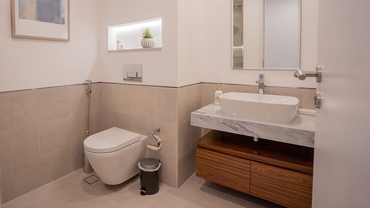 Photo of Bathroom in Umm Suqeim 3