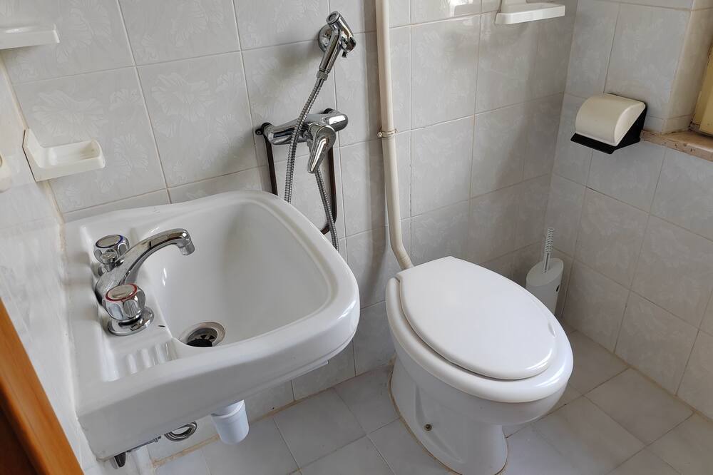 Photo of Bathroom in Arsita