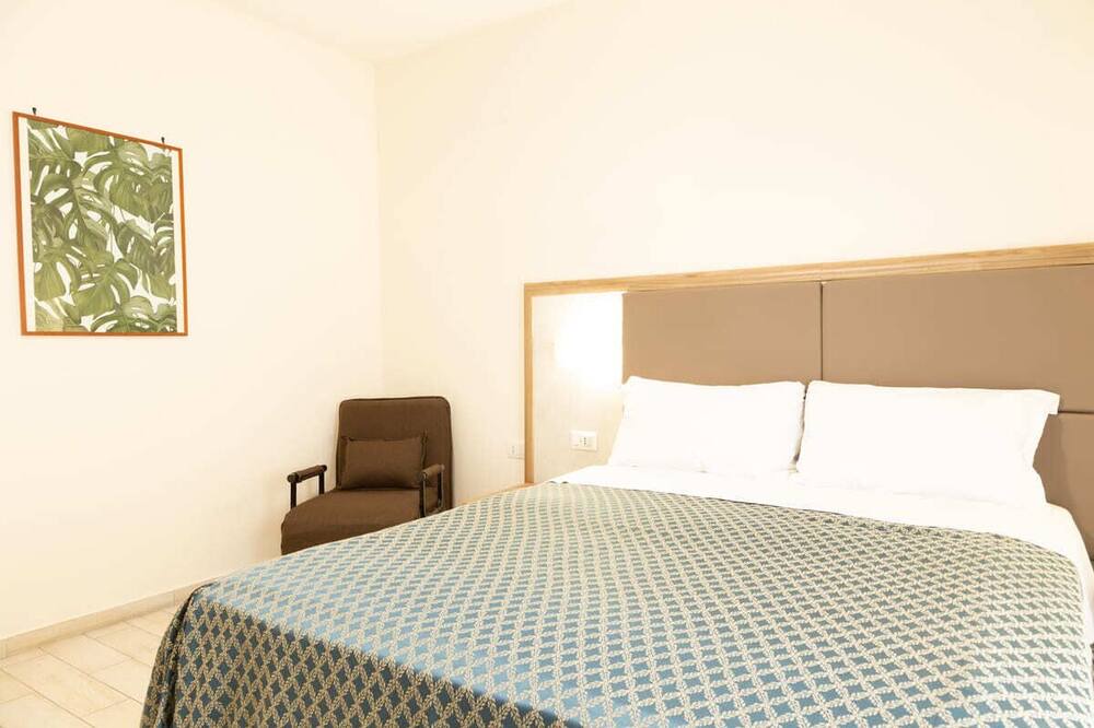 Photo of Bedroom in Ospedaletto D'Alpinolo
