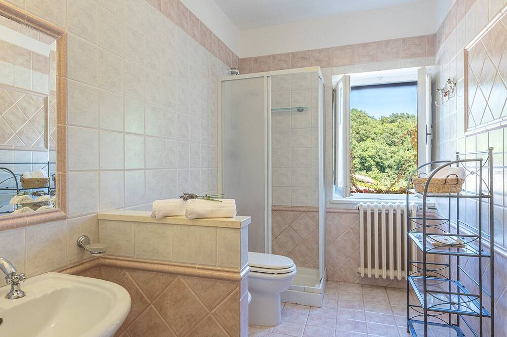 Photo of Bathroom in Orvieto