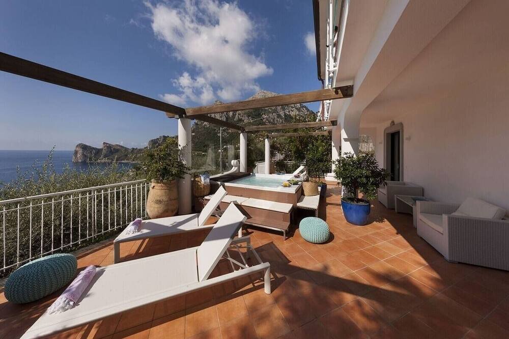 Photo of Patio Balcony in Sant'Agata sui Due Golfi