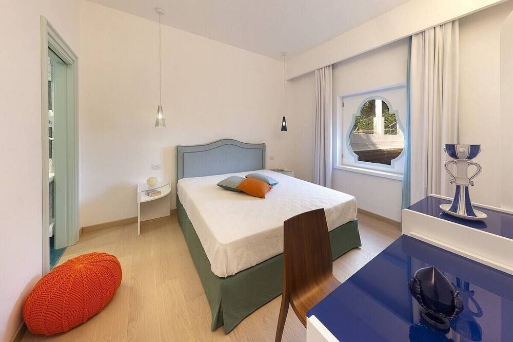Photo of Bedroom in Sant'Agata sui Due Golfi