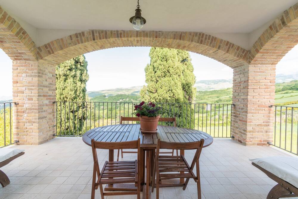 Photo of Patio Balcony in Abbateggio
