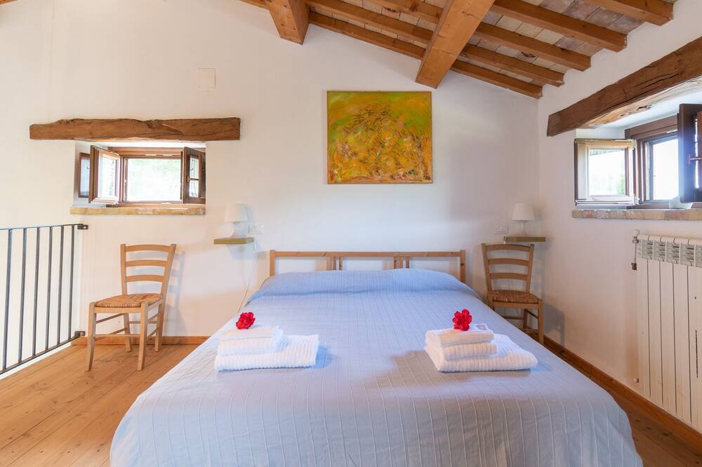 Photo of Bedroom in Abbateggio