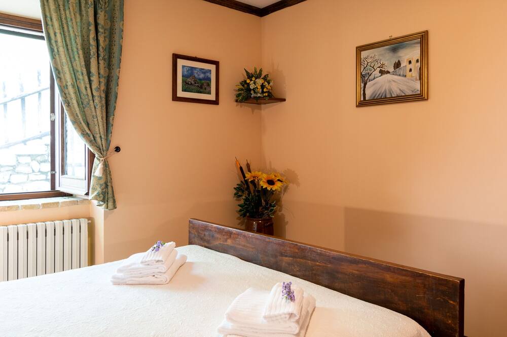 Photo of Bedroom in Abbateggio